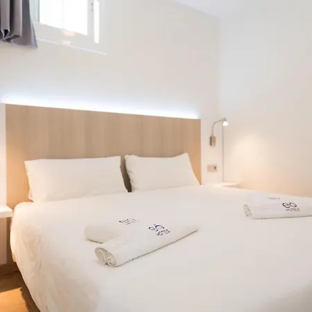 Eo Rosas Apartman