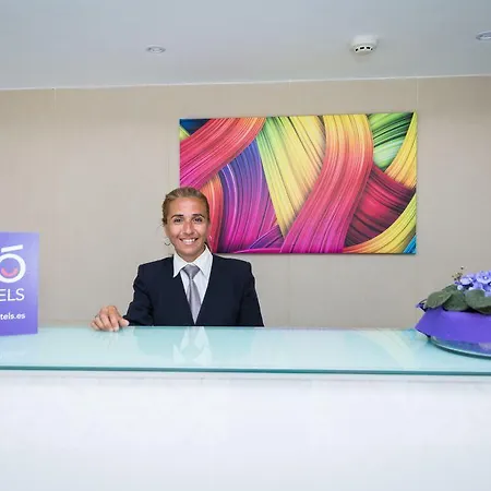 Eo Rosas Apartment *