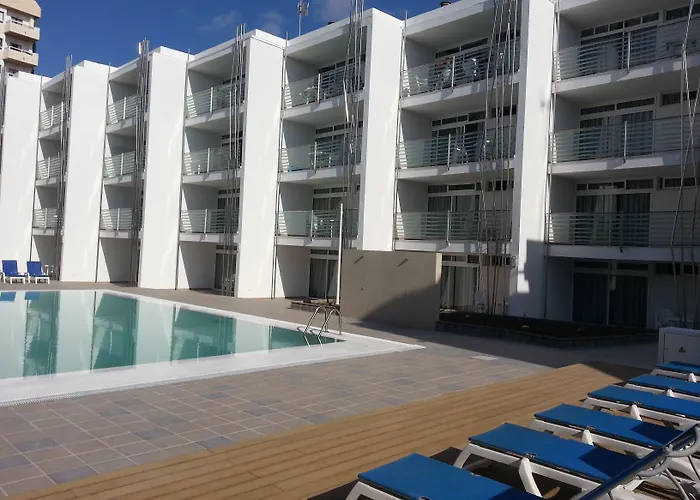 Eo拉斯罗萨斯公寓 *