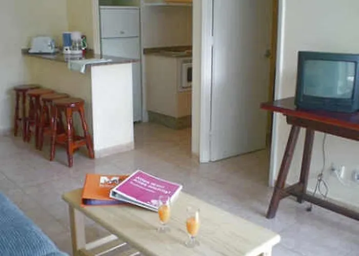 Eo拉斯罗萨斯公寓 *